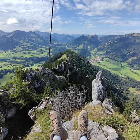 Zum Hüttenklaus - 12 Personen Gruppenunterkunft In Den Bergen Mit Eigenem Badezuber Сasa de vacaciones *