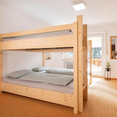 Zum Hüttenklaus - 12 Personen Gruppenunterkunft In Den Bergen Mit Eigenem Badezuber *